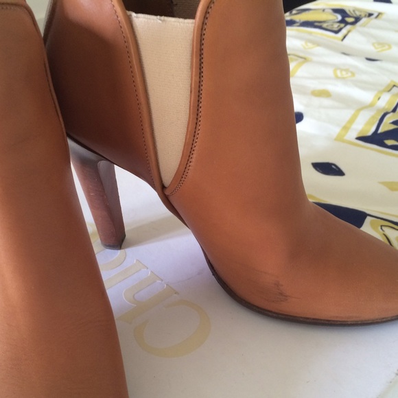 Chloe Boots - Extra Pics - Picture 1 of 4