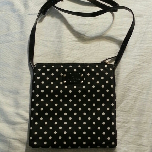 kate spade Handbags - Kate Spade crossbody