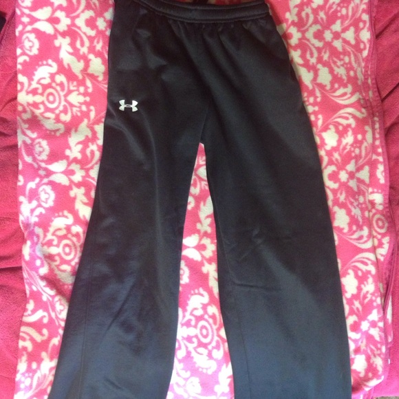 Black under armor sweats