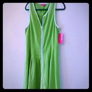 Summer on the knee green white trim dress