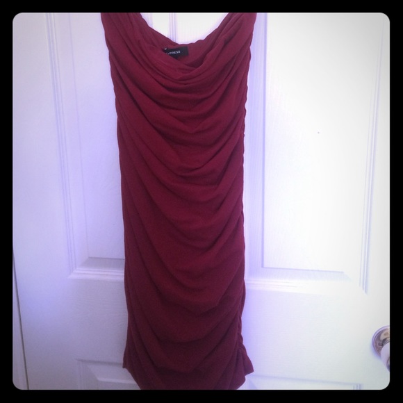 Express - Sexy red cocktail dress!