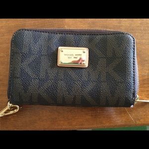 Michael Kors wristlet