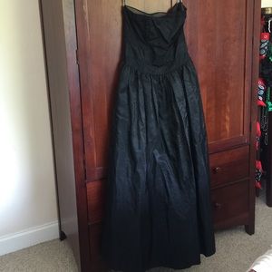 Vintage strapless classic floorlength evening gown