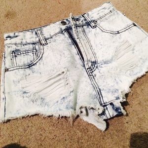 Distress high waisted shorts