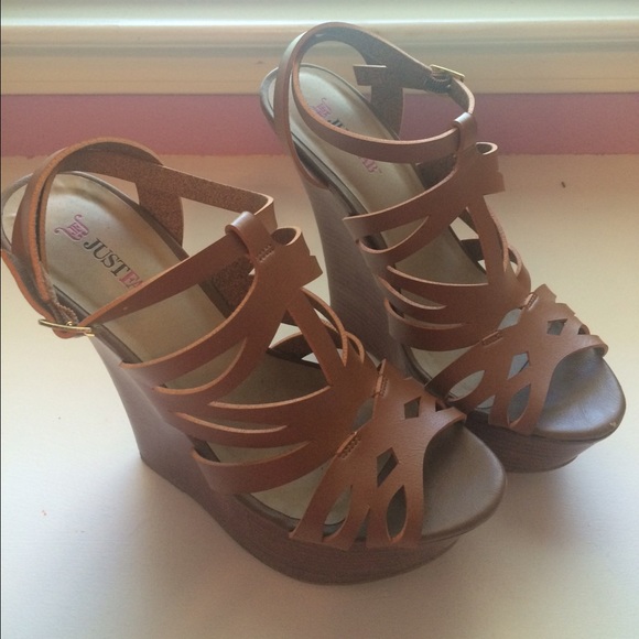 Brown wedges