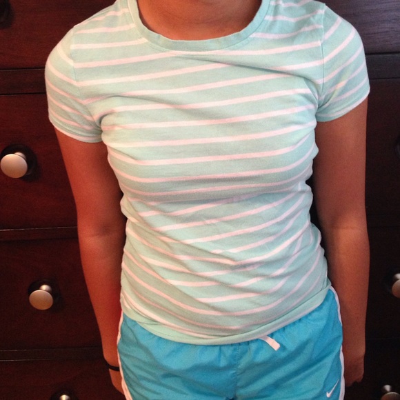 Teal top