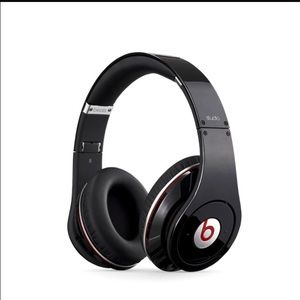 Beats headphones by Dr dre