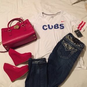 Slim fit Nike Cubs shirt. Brand new with tags