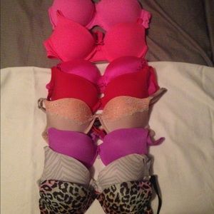 VS bra lot 34B. 8 bras for $180