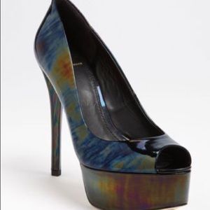B Brian Atwood platform pumps*** SALE⭐️⭐️⭐️