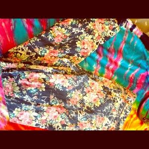 Floral print skinny jeans!