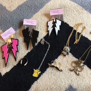 8 piece mixed jewelry lot