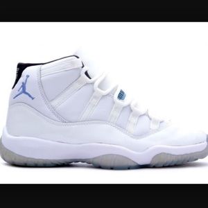 Colombian (11s) with the box