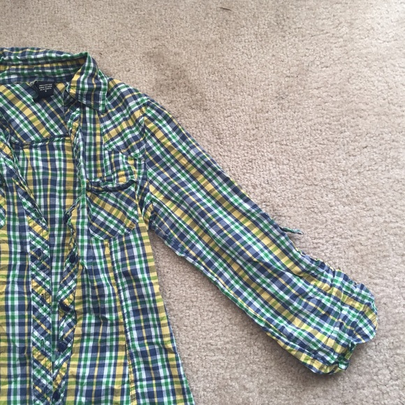 Plaid 3/4 sleeve button up - Picture 3 of 4
