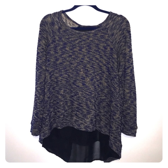 Blue & yellow knit sweater with bottom silk layer