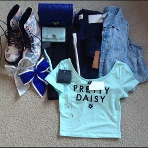 Pretty Daisy top