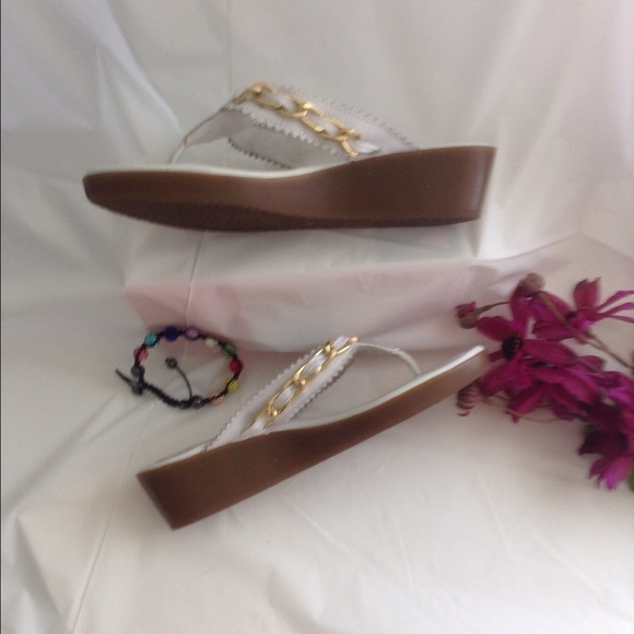 SOLD Eric Javits wedge thongs size 6.5 - Picture 4 of 4