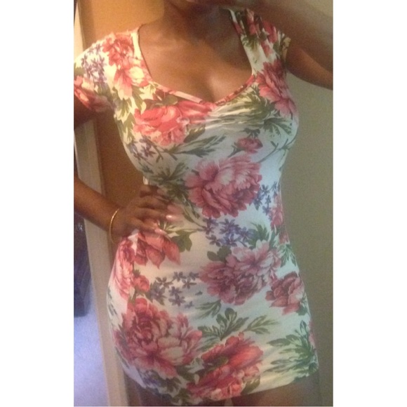 Floral short sleeve dress