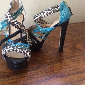 Leather heeled sandals