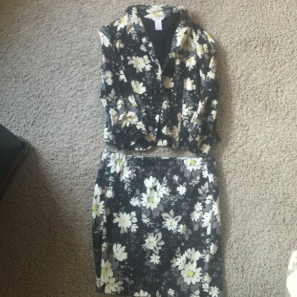 Candies summer blazer and short skirt!