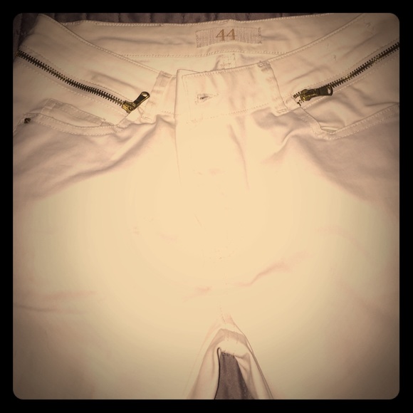 Zara Leather-like White Pants