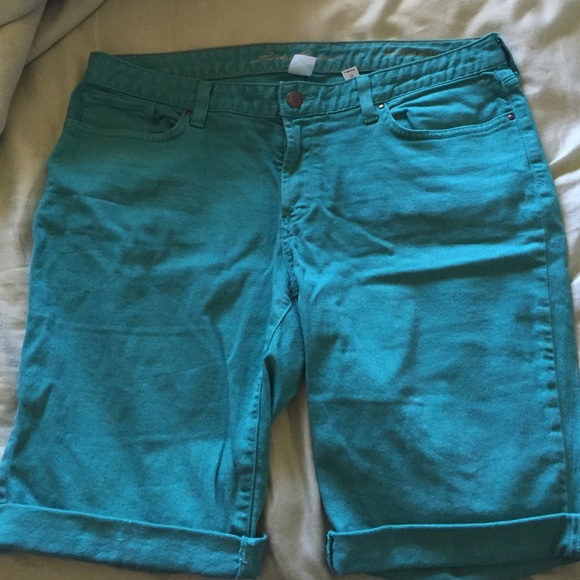Green Bermuda shorts