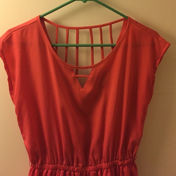 Dress - Picture 3 of 3