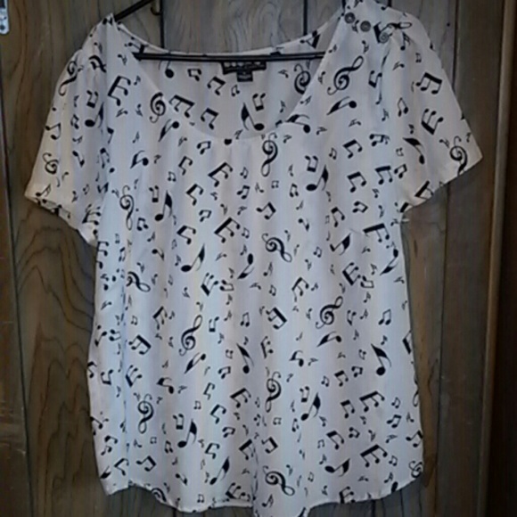 Off white musical note blouse