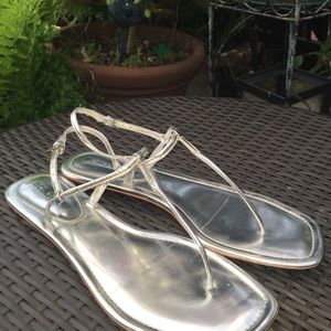 BC BG thong sandals size 10