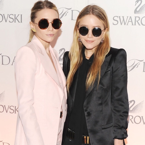 N/A / The Row Black Signature Round Sunglasses - Picture 2 of 4