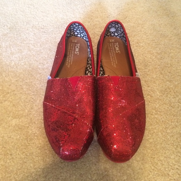 Sparkly red toms!