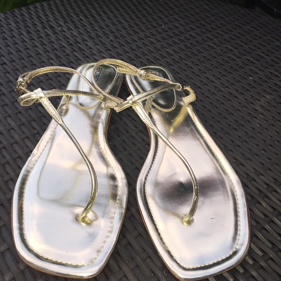 BCBGirls Gold sandals size 10 brand new Never Worn