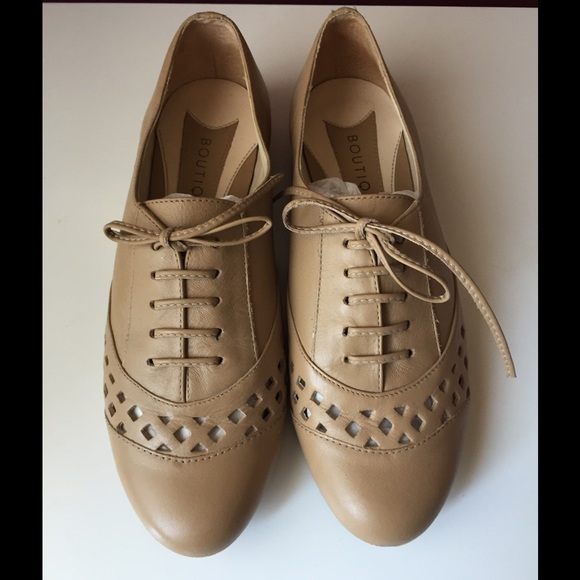 Laser cut style nude leather oxfords