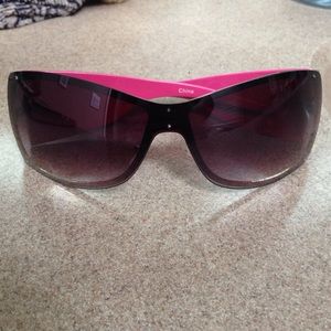 Cute sunglasses!