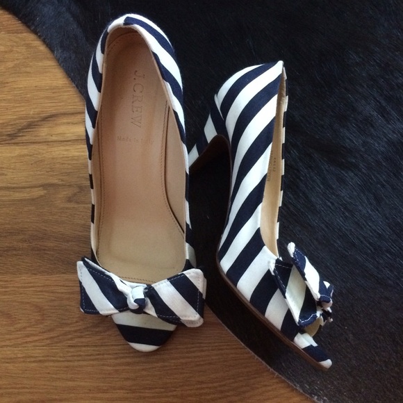 ✨J.Crew striped heels✨