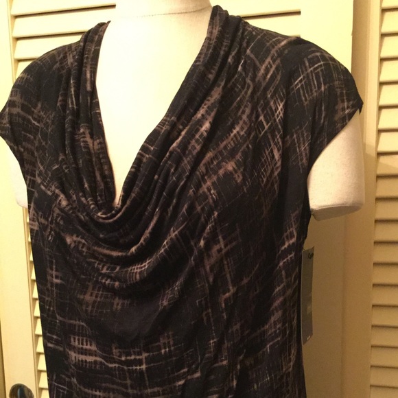 ⬇️Black & Taupe Draped Neck Tunic - Picture 1 of 4