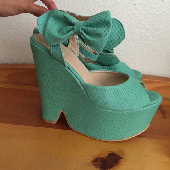 Turquoise Bow Wedges