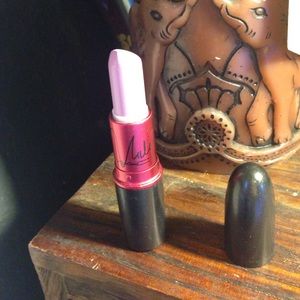 Viva la glam Nicki Minaj lavender MAC lipstick