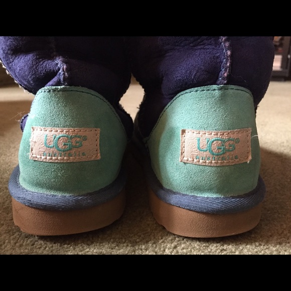 UGG size 5y - Picture 4 of 4