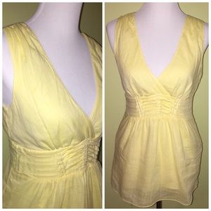 NWT yellow Spohia Max top