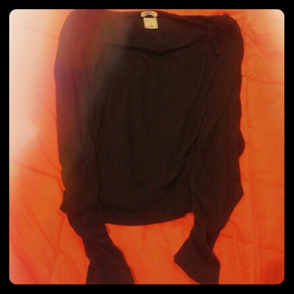 Black shirt