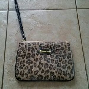 Wristlet