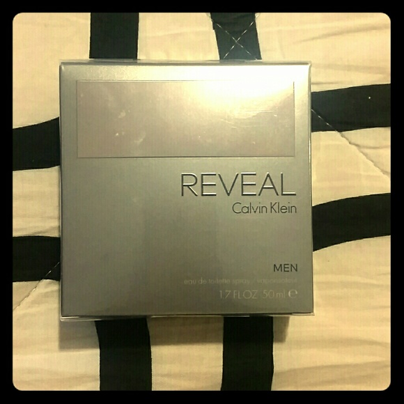 Calvin Klein REVEAL cologne for Men