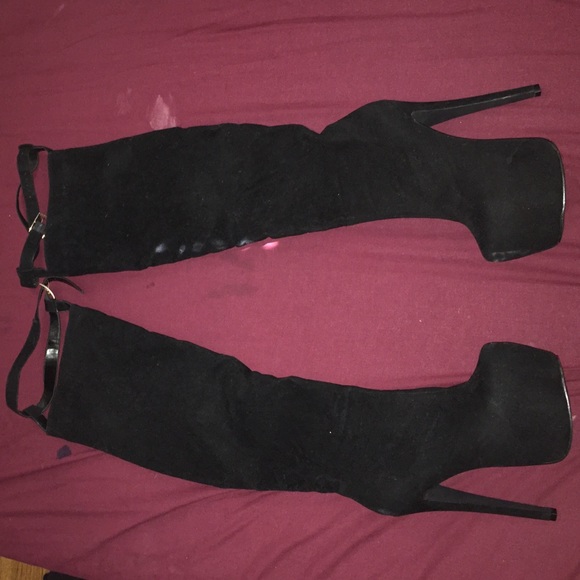 Thigh high heels - Picture 1 of 4