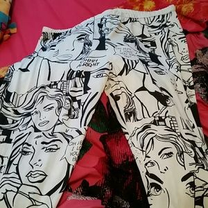 Comic books leggings