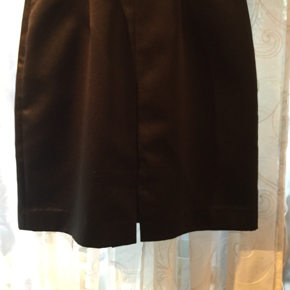 Dress - Picture 4 of 4