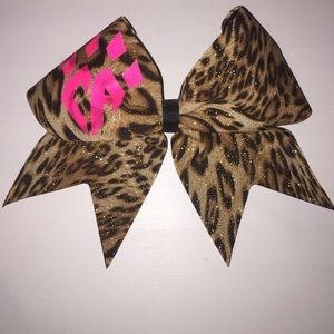 Cheetah Print CA bow