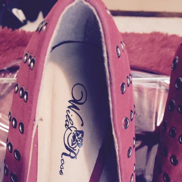 Red heels - Picture 3 of 4