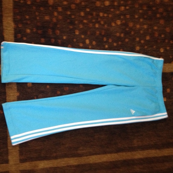 ✨Adidas track pants✨