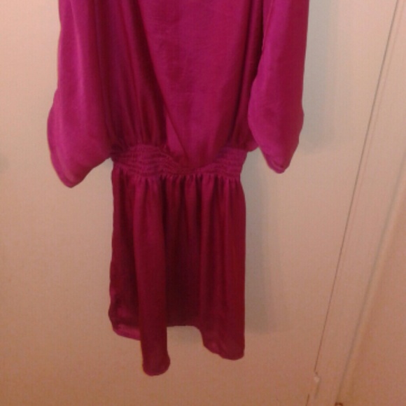 Dress - Picture 3 of 4